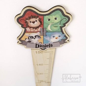 Medidor infantil con diseño de casas de Hogwarts para la altura de tu hijo o hija